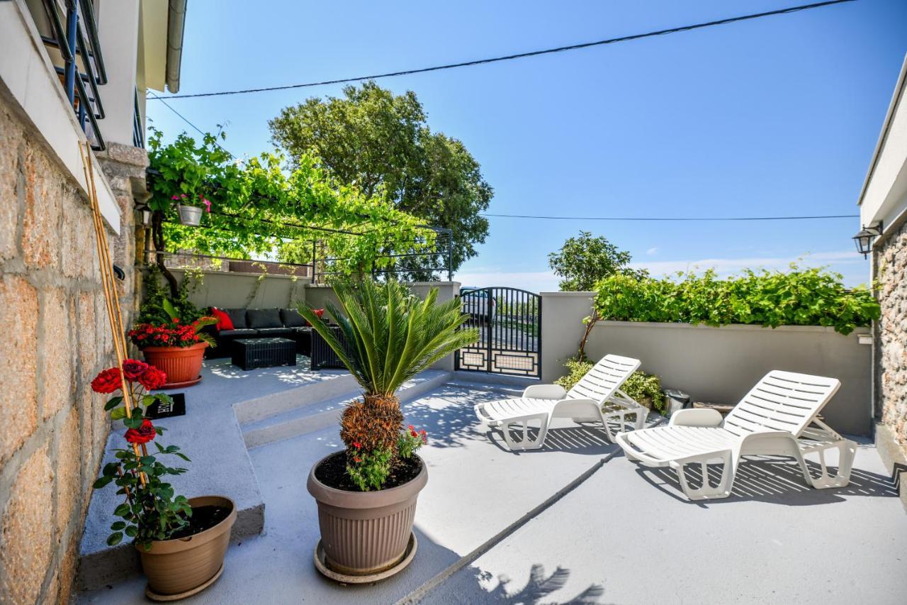 Holiday Home Škevini Dvori Starigrad Paklenica Dış mekan fotoğraf