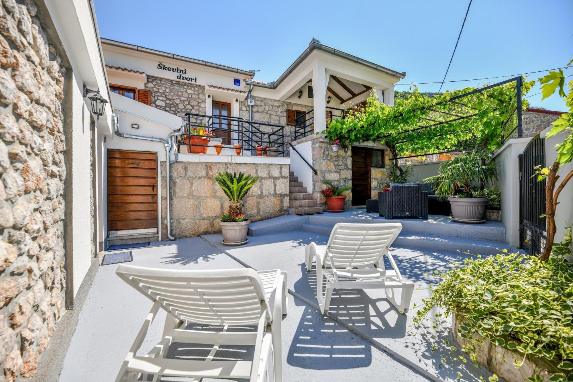 Holiday Home Škevini Dvori Starigrad Paklenica Dış mekan fotoğraf