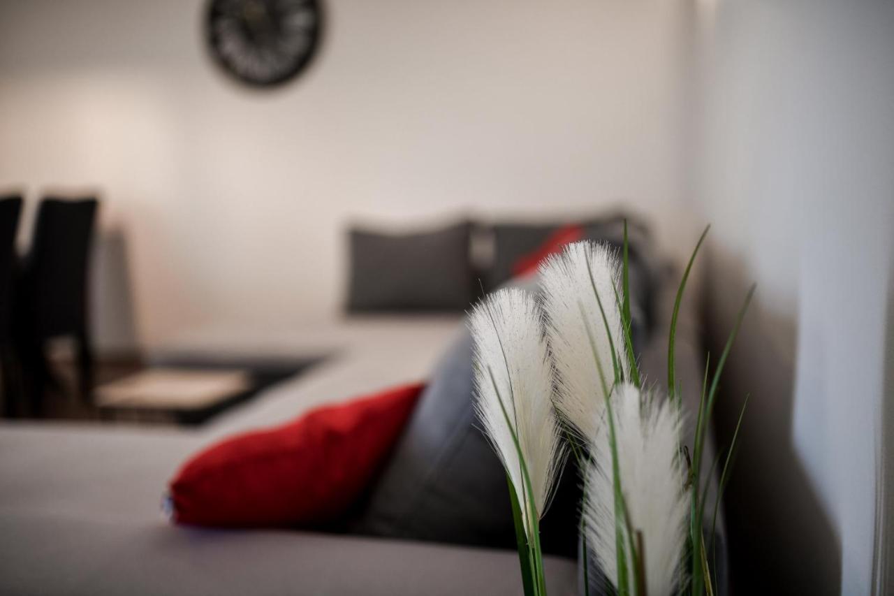 Holiday Home Škevini Dvori Starigrad Paklenica Dış mekan fotoğraf